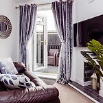 Willow Near Cartmel & Windermere Nyaraló *