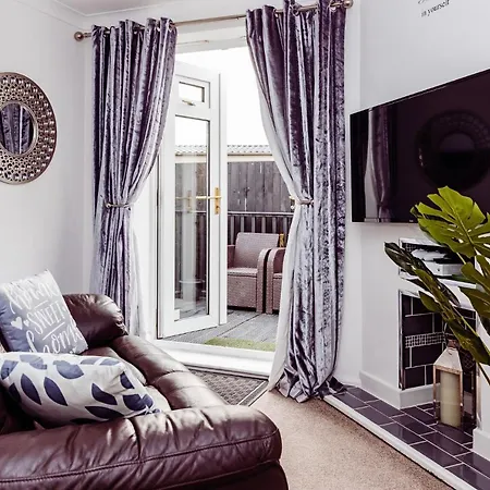 Willow Near Cartmel & Windermere Holiday home *