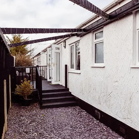 Willow Near Cartmel & Windermere * Flookburgh