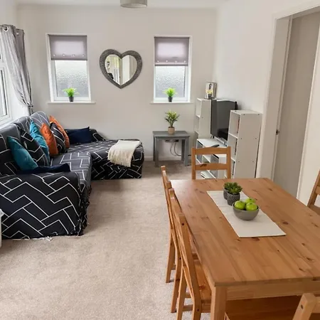 Willow Near Cartmel & Windermere 度假居 *