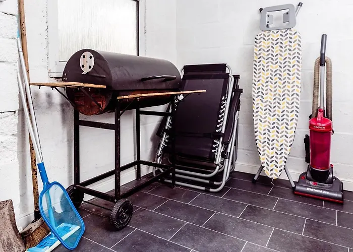 Willow Near Cartmel & Windermere * Flookburgh