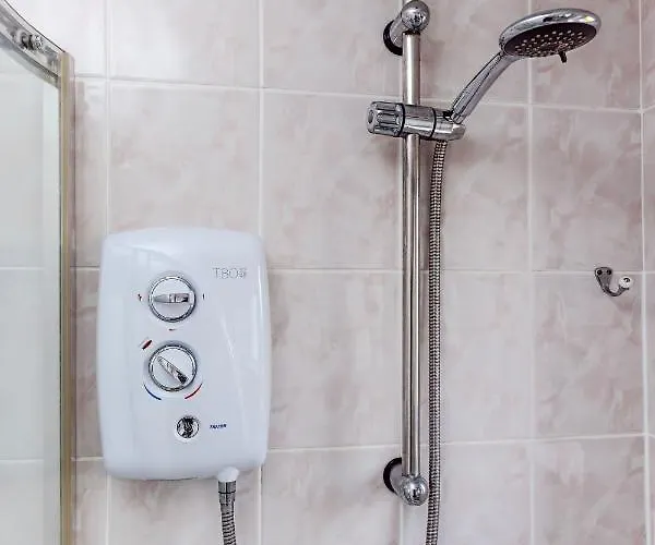 Willow Near Cartmel & Windermere Flookburgh